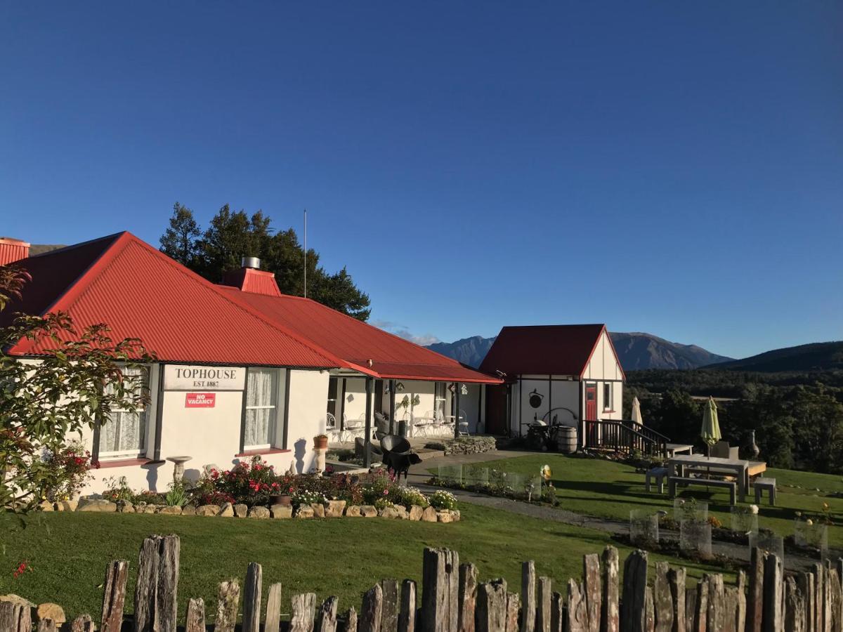 Tophouse Historical Inn Bed And Breakfast Saint Arnaud Exterior photo